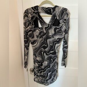Dynamite Bodycon Long Sleeve Cross Strap Marble Black & White Dress - Size XL